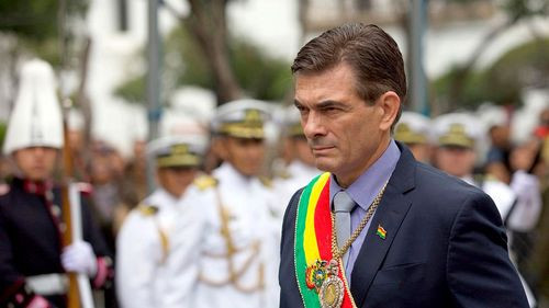 Presidente anuncia inversiones durante actos por el aniversario de Oruro