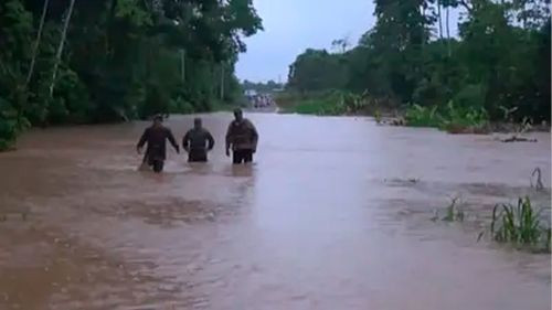 Intensifican búsqueda de adolescente arrastrada por el río en Palos Blancos