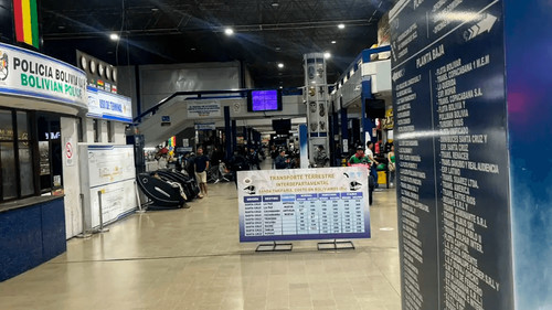  Terminales de La Paz y Cochabamba normalizan salidas tras acuerdo en Oruro; viajes a Santa Cruz se realizan por la ruta antigua