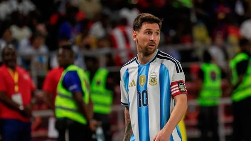 Messi proyecta construir tres viviendas para sus hijos en Castelldefels