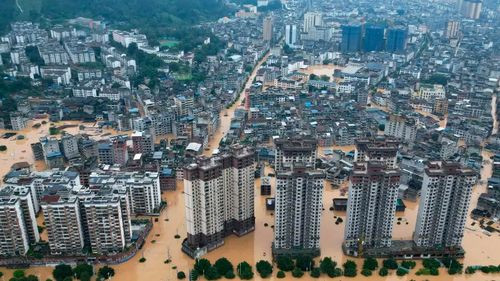 Más de 80.000 evacuados por inundaciones en el suroeste de china