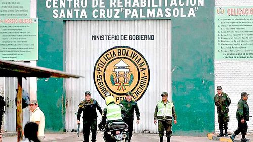 Requisa en Palmasola previo al  Carnaval deja decomisos y aislados