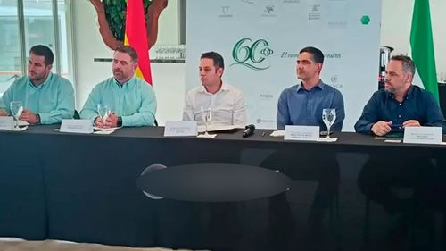 Autoridades coordinan agenda de reactivación con sectores productivos en Santa Cruz