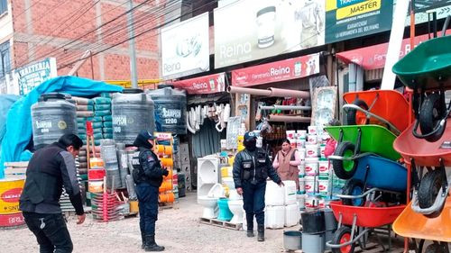 Distrito 8 recupera espacios públicos  en la Av. Circunvalación