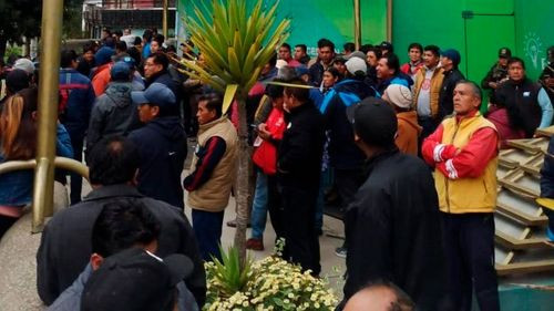 Anh se reúne con choferes por denuncias de gasolina en mal estado