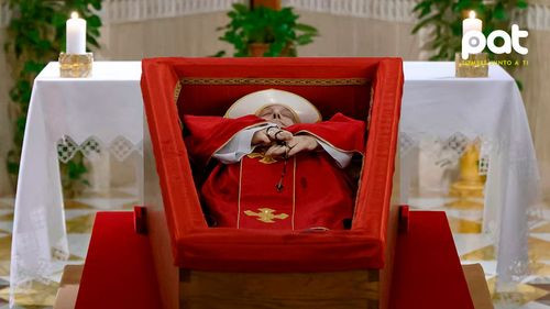 Estricto protocolo en el velatorio privado del Papa Francisco