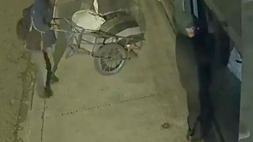 Roban encomiendas y dinero de una transportadora en La Paz