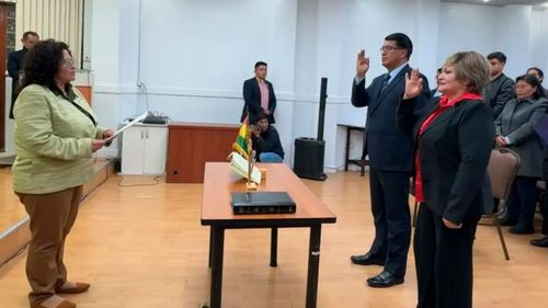 Salud posesiona a viceministros de Vigilancia y Gestión