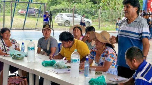 Paz cuestiona a Evo e insiste en que cualquier reunión debe darse en La Paz