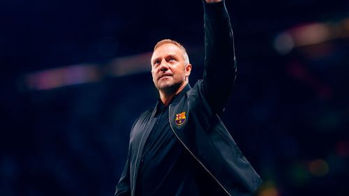 Barcelona inicia la temporada con  dudas y críticas a la gestión de Flick