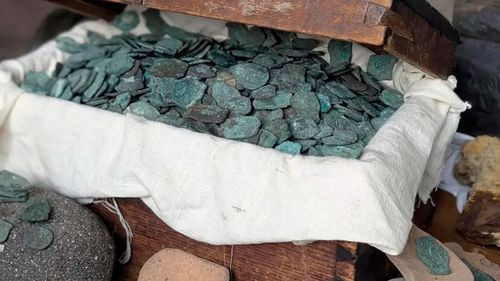 Monedas bolivianas forman parte de tesoro de naufragio español
