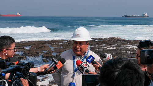 YPFB espera ventana climática para descargar 149 millones de litros de hidrocarburos en Arica