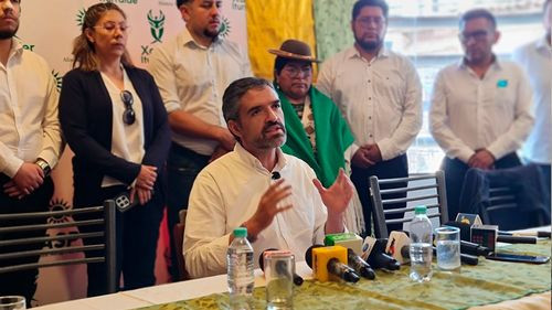 Candidato Iturralde niega  internación por intoxicación  alcohólica