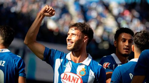 Puado renueva con el Espanyol hasta  2030 y lanza un mensaje claro: &quot;Allá se  queda&quot;