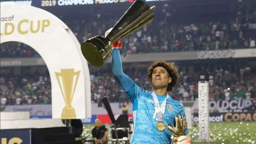 Memo Ochoa apunta a la Copa Oro con México y mantiene vivo el sueño de su sexto mundial