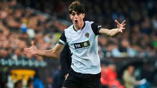 Javi Guerra rechaza la oferta de  renovación del Valencia