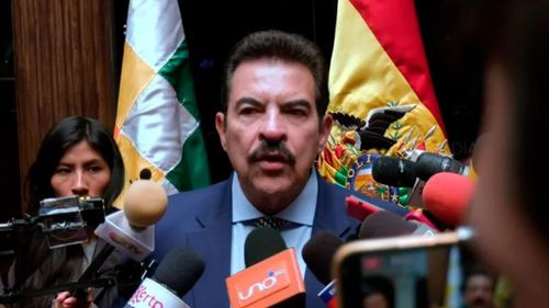 Manfred Reyes Villa solicitará licencia indefinida para hacer campaña electoral