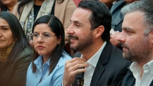 Velasco plantea abrir importación de combustibles