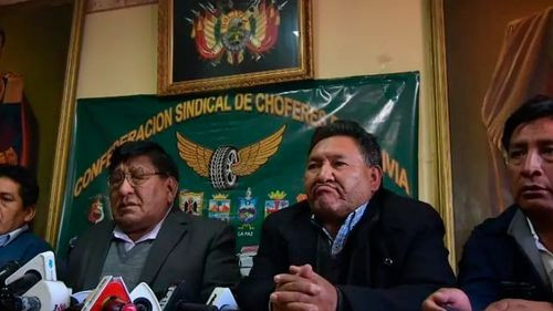 Choferes rechazan ley que agiliza distribución de combustibles