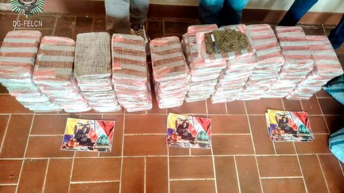 FELCN incauta más de 100 paquetes de droga en Quillacollo y aprehende a tres personas
