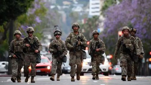 Redadas migratorias generan temor y parálisis en el sur de California