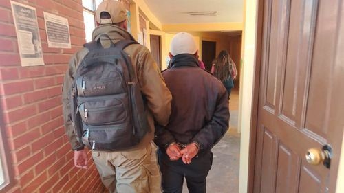 Aprehenden a hombre denunciado por abuso sexual contra sus dos hijastras en El Alto