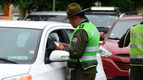 Comienza el trámite de permisos de circulación vehicular para el balotaje: estos son los requisitos