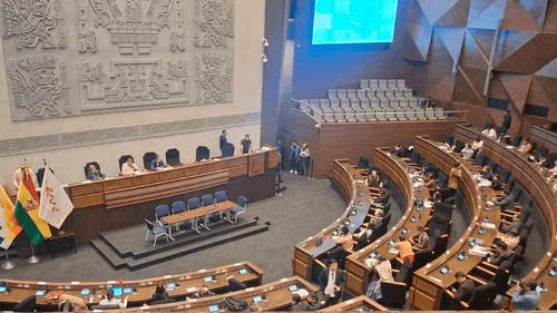 Reinstalan sesión en la ALP e inicia la votación para elegir vocales del TSE 