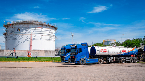 YPFB bate récord en despacho de gasolina y programa 4 millones de litros para Santa Cruz 