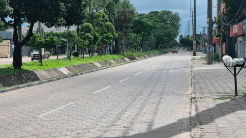 El 2026 arranca con poco transporte, atención en mercados y alerta de lluvias en seis departamentos