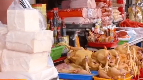  Reportan descenso en los precios del pollo y el queso en mercados de Santa Cruz de la Sierra