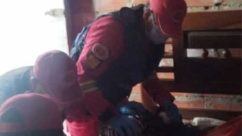 Joven de 19 años recibe un disparo en la cabeza en Tipoy