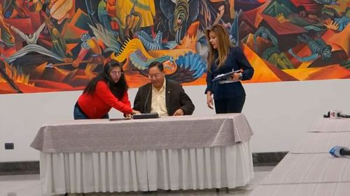 Arce convocará a Paz y Tuto para informar sobre economía y combustible  