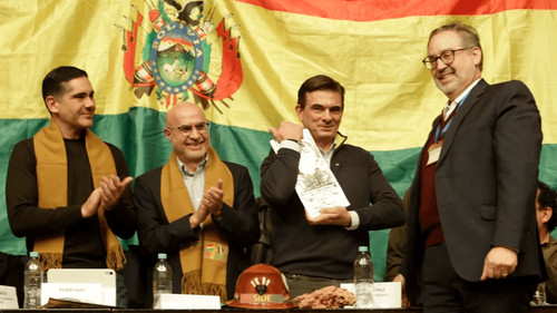 Paz ratifica el cierre de la Aduana y anuncia la creación de una nueva institución de control fronterizo