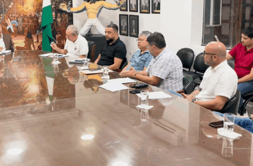 Cívicos y Gobernación de Santa Cruz acuerdan trabajar mejoras en proyecto de electrificación