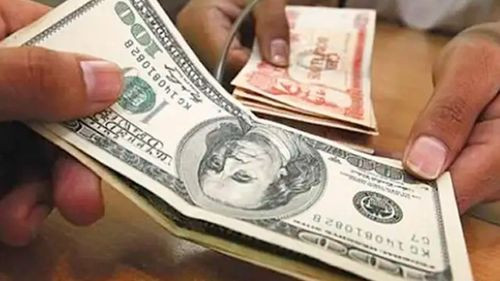 El dólar paralelo registra leves variaciones este jueves