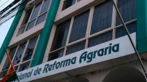 Gobierno inspecciona oficinas del INRA en Santa Cruz y anuncia control estricto ante tráfico de tierras