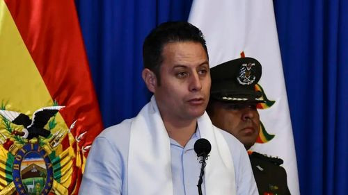 Vicepresidente Lara denuncia que buscan sacarlo del Gobierno con un caso armado