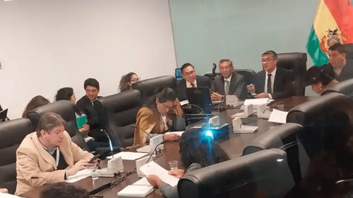 Comisión de Planificación analiza el Presupuesto General del Estado 2026 con presencia del ministro de Economía