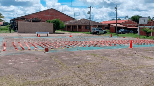 Mujer es aprehendida con más de 584 kilos de cocaína en San Ramón, Beni