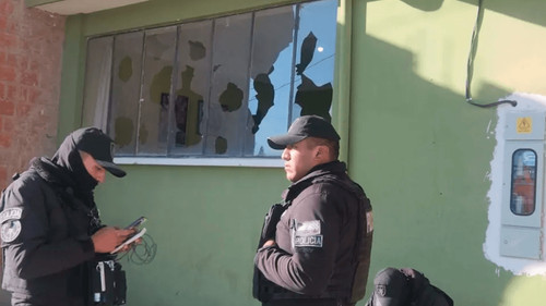 Policía identifica a seis autores del violento ataque a la jefatura de Patacamaya