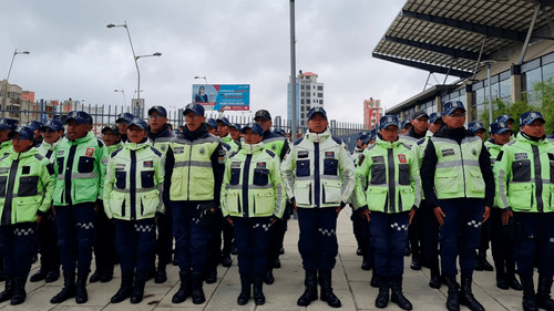 SMASGAR solicita refuerzo de 150 guardias para controlar el derroche de agua en el Carnaval de El Alto