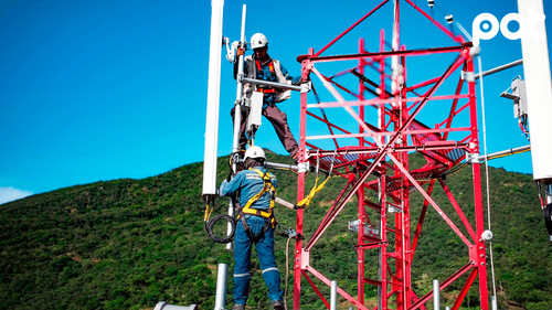 Entel expande su red de fibra óptica en el Bicentenario