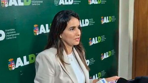 Paola Aguirre califica como traición su inclusión en lista negra de Creemos y responsabiliza a Efraín Suárez